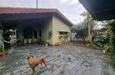 Casa com 3 quartos à venda na Rua Alice de Souza Cappelli, Cidade Jardim, Jacareí