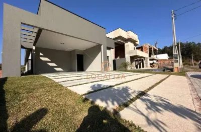Casa com 4 dormitórios à venda, 280 m² por R$ 2.000.000 - Freguesia da Escada - Guararema/SP