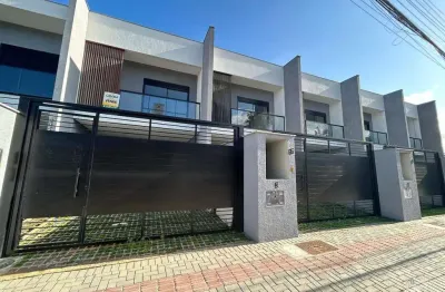 Casa com 3 quartos à venda na Rua Colon, 199, Glória, Joinville