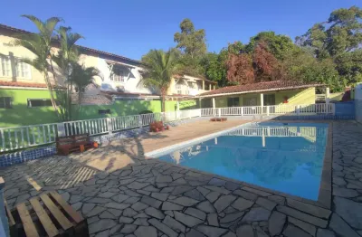 Casa de condomínio pomar do mendanha, 2 quartos, perto do west shopping