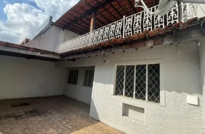 Casa linear, 3 quartos, brito 1 ,  próximo ao park shooping e iaraquã