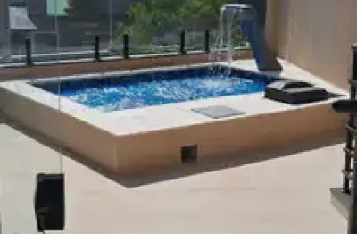 Casa duplex , condomínio, piscina, 3 quartos, aceita financiamento