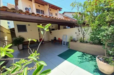 Casa duplex,  2 quartos, condomínio campo dos lírios, próximo ao park shopping