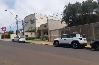 Casa com 3 dormitórios à venda, 236 m² por r$ 800.000,00 - centro - bady bassitt/sp