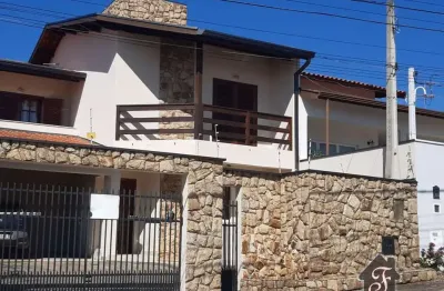 Casa com 3 quartos à venda na rua dos canários, jardim paiquerê, valinhos, 259 m2 por r$ 1.100.000