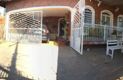 Casa com 3 quartos à venda no jardim flamboyant, campinas , 173 m2 por r$ 640.000