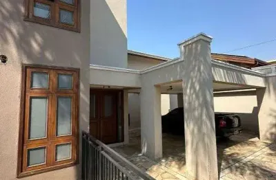 Casa com 4 quartos à venda na vila brandina, campinas , 312 m2 por r$ 990.000