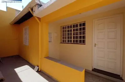 Casa com 2 quartos para alugar na Rua Henry Charles Potel, Jardim Elisio, São Paulo