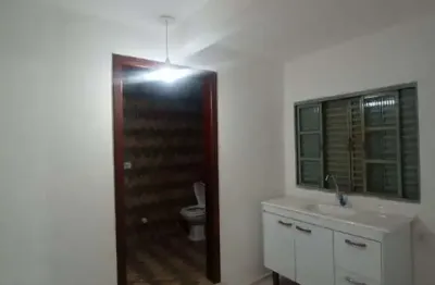 Casa com 3 quartos para alugar no Jardim Santa Cruz (Zona Norte), São Paulo 