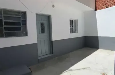 Casa com 1 quarto para alugar na Vila Penteado, São Paulo 