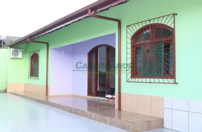 Casa com 3 quartos à venda no itoupava central, blumenau , 201 m2 por r$ 740.000