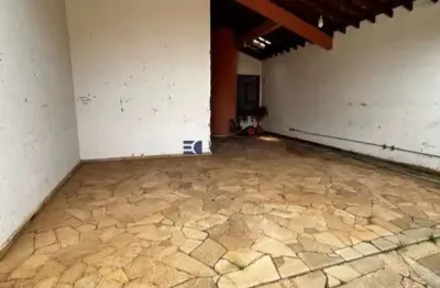 Casa com 3 quartos à venda no Centro, Bauru 