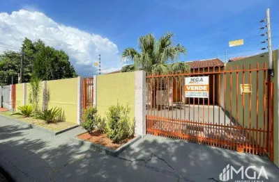 Casa com 3 dormitórios para alugar, 200 m² por R$ 3.161,00/mês - Vila Residencial A - Foz do Iguaçu/PR