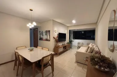 Apartamento 3/4 01 suíte dependência 02 garagens no costa azul