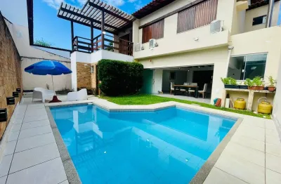 Casa 4/4 para venda no itaigara  possui energia solar e tem localização de alto padrão