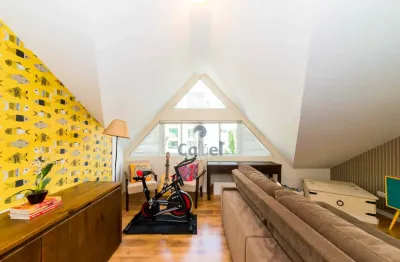 Casa com 4 quartos à venda na Rua José Sabóia Cortes, 238, Centro Cívico, Curitiba