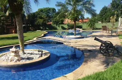 Chácara de luxo à venda em condomínio exclusivo de guapiaçu-sp: 3 quartos, 1 suíte, 3 salas, 5 banheiros, 500m² de área.