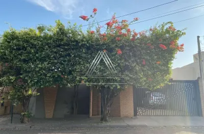 Imperdível: casa à venda em são josé do rio preto-sp no jardim tarraf ii, com 3 quartos, 1 suíte, 1 sala, 4 banheiros, 4 vagas de garagem e 250m².