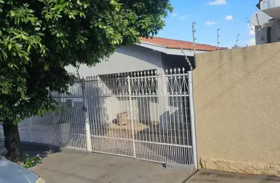 Casa à venda em Vila Curti, São José do Rio Preto, 2 dormitórios, 1 banheiro, terreno 200m², construção 150m²
