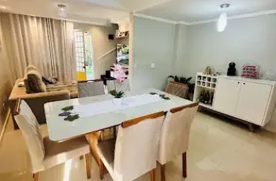 Casa em condomínio fechado com 3 quartos à venda na Rua Joaquim Marcelino Leite, Villa Flora, Hortolândia