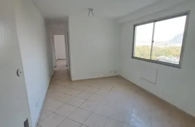 Apatrameto de dois quartos, condomínio bosque da freguesia - anil jacarepaguá chame no whatsapp e agende sua visita ainda hoje !  venha conhecer seu lar!   clica e veja mais fotos do imóvel