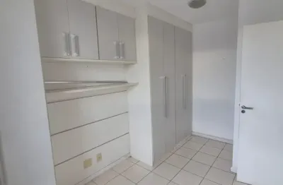Lindo apartamento pronto para morar.  No Anil,  com vaga na garagem