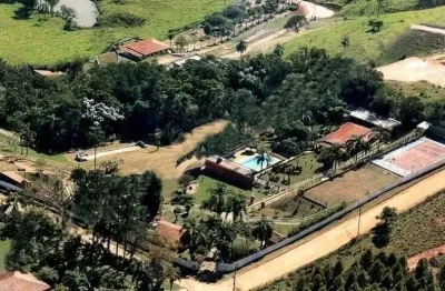 Chácara / sítio com 3 quartos à venda no Lambari, Guararema 