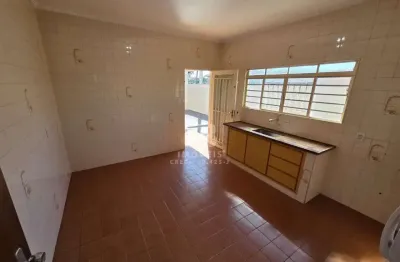 Casa com 2 quartos à venda na Rua Icaraí, 288, Icaray, Araçatuba
