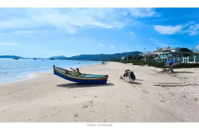 Apartamento para temporada em florianópolis, cachoeira do bom jesus, 2 dormitórios, 1 banheiro, 1 vaga