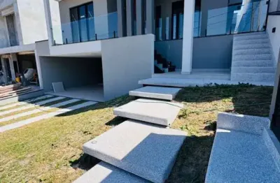 Casa térrea à venda no condomínio mosaíco essence em mogi das cruzes