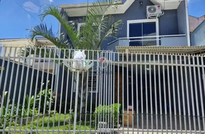 Casa com 3 quartos à venda na rua aristides marquezini, 209, sítio cercado, curitiba, 120 m2 por r$ 690.000