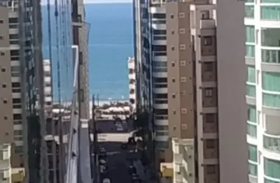 Apartamento amplo com 3 dormitórios | 120 m² | 2 vagas | 500 m do mar