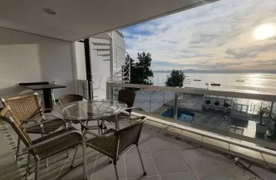 Casa com 4 quartos, 2 suítes, piscina e vista livre para o mar no joão paulo