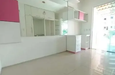 Maravilhosa casa duplex projetada  com 4 dormitórios.