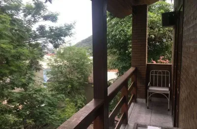Casa de condomínio para venda com 455 metros quadrados com 4 quartos