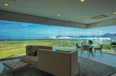 Apartamento para venda possui 267 metros quadrados com 4 quartos