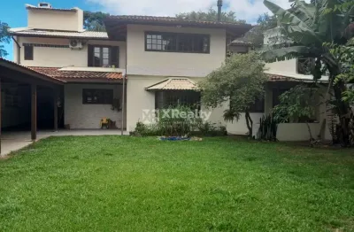 Casa com 4 quartos à venda na rua canto da amizade, 246, lagoa da conceição, florianópolis por r$ 2.500.000