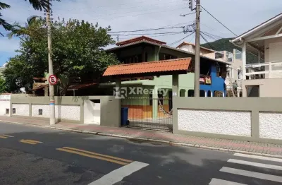 Casa com 5 quartos à venda na avenida antônio borges dos santos, 464, armação do pântano do sul, florianópolis por r$ 1.050.000
