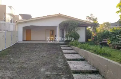Casa com 2 quartos à venda na rua manoel pedro vieira, 5691, morro das pedras, florianópolis por r$ 2.330.000