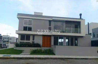 Casa com 3 quartos à venda na rodovia doutor antônio luiz moura gonzaga, 5, rio tavares, florianópolis por r$ 2.700.000