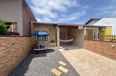 Casa para Venda no bairro Balneário Nereidas, localizada na cidade de Guaratuba/