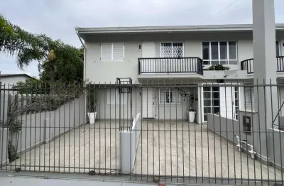 Apartamento com 2 quartos para alugar na Rua São José Dos Pinhais, 500, Brejatuba, Guaratuba