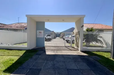 Casa em Condomínio seguro e familiar, a venda em Guaratuba!!