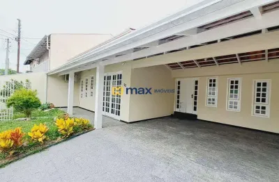 Casa ampla com 3 quartos (1 suíte) e espaço gourmet à venda no bairro dom bosco em itajaí