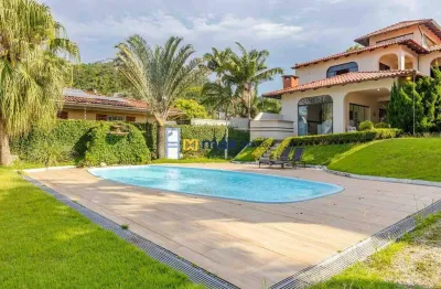 Casa ampla com 4 quartos (2 suítes com closet) à venda, cabeçudas, itajaí