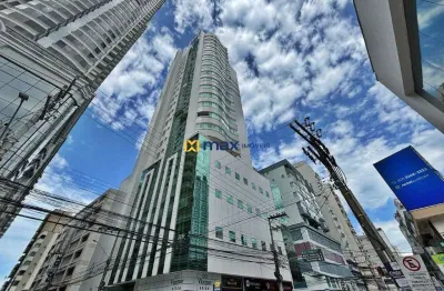 Venda: amplo apartamento quadra mar 3 suítes com 139m² privativos. centro - balneário camboriú.