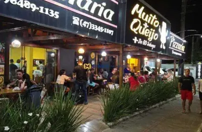 Sala comercial à venda no Armação, Penha 