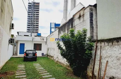 Casa à venda com 3 dormitórios e piscina, centro, itajaí