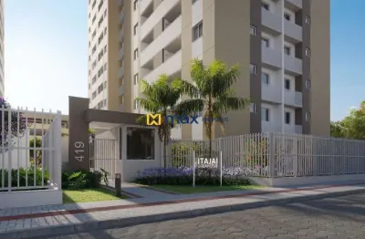 Excelente apartamento com 2 quartos á venda no bairro cordeiros em itajaí