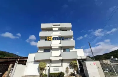 Cobertura semi mobiliada com 3 quartos (1 suíte) à venda no bairro ressacada em itajaí